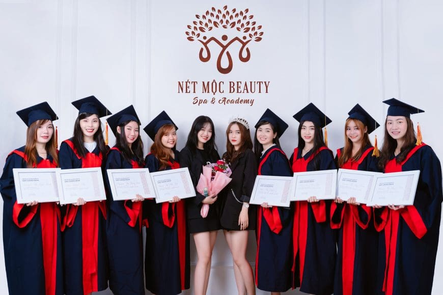 Lễ tốt nghiệp học viên NÉT MỘC Spa & Academy tại Cần Thơ